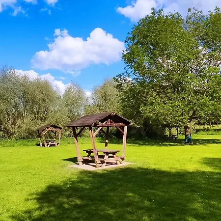 Apartment Romantic - Jardin - Proche Disneyland Paris Crecy-la-Chapelle